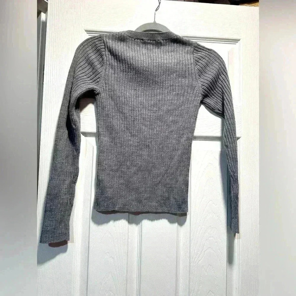 ASOS Women’s Gray Ribbed Knit Sweater, Size 4 Small, Capsule Wardrobe, Classic - Picture 2 of 4